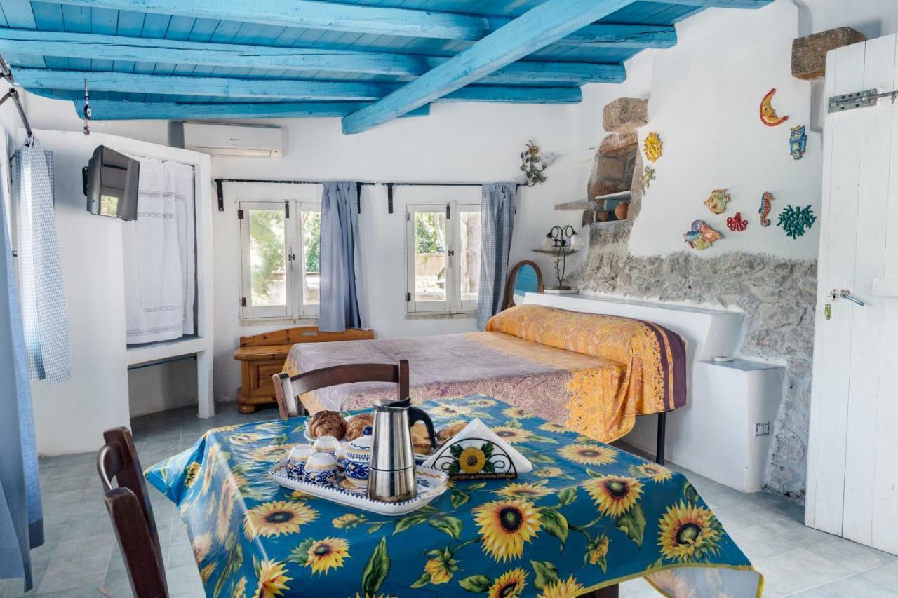 Casa Vacanze Capurre "Trulli E Pajare A Due Passi Dal Pizzo" Gallipoli Exterior foto